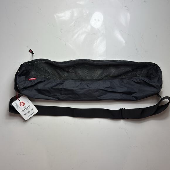 Manduka Breathe Easy Yoga Mat Carrier Pocket Sling Bag Adjustable Strap Black main image 8